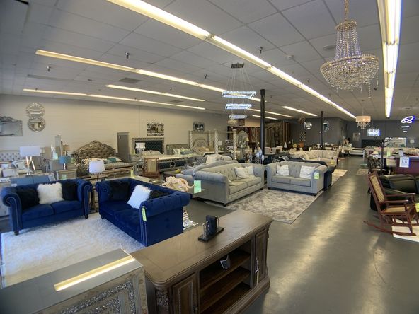 Twelve Oaks Plaza: 7004 W Waters Ave, Tampa, FL 33634